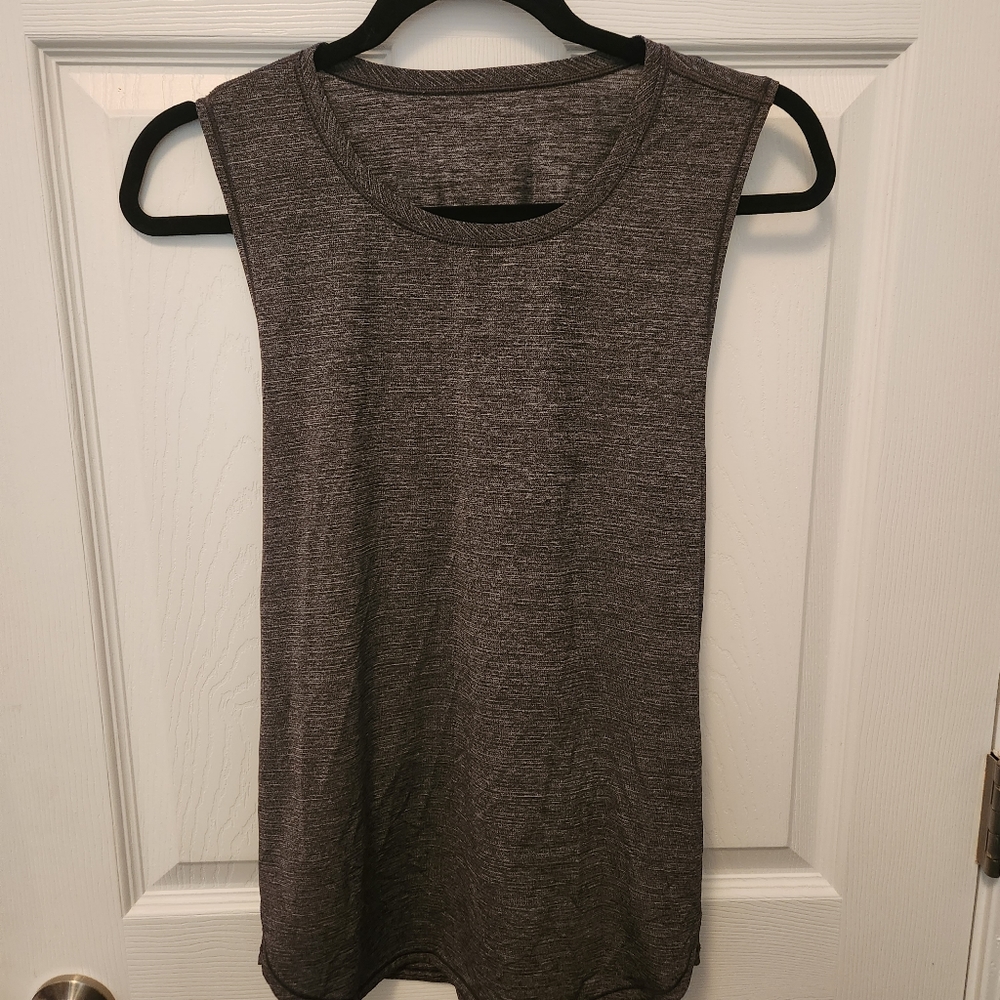 Lululemon In a Cinch Tank